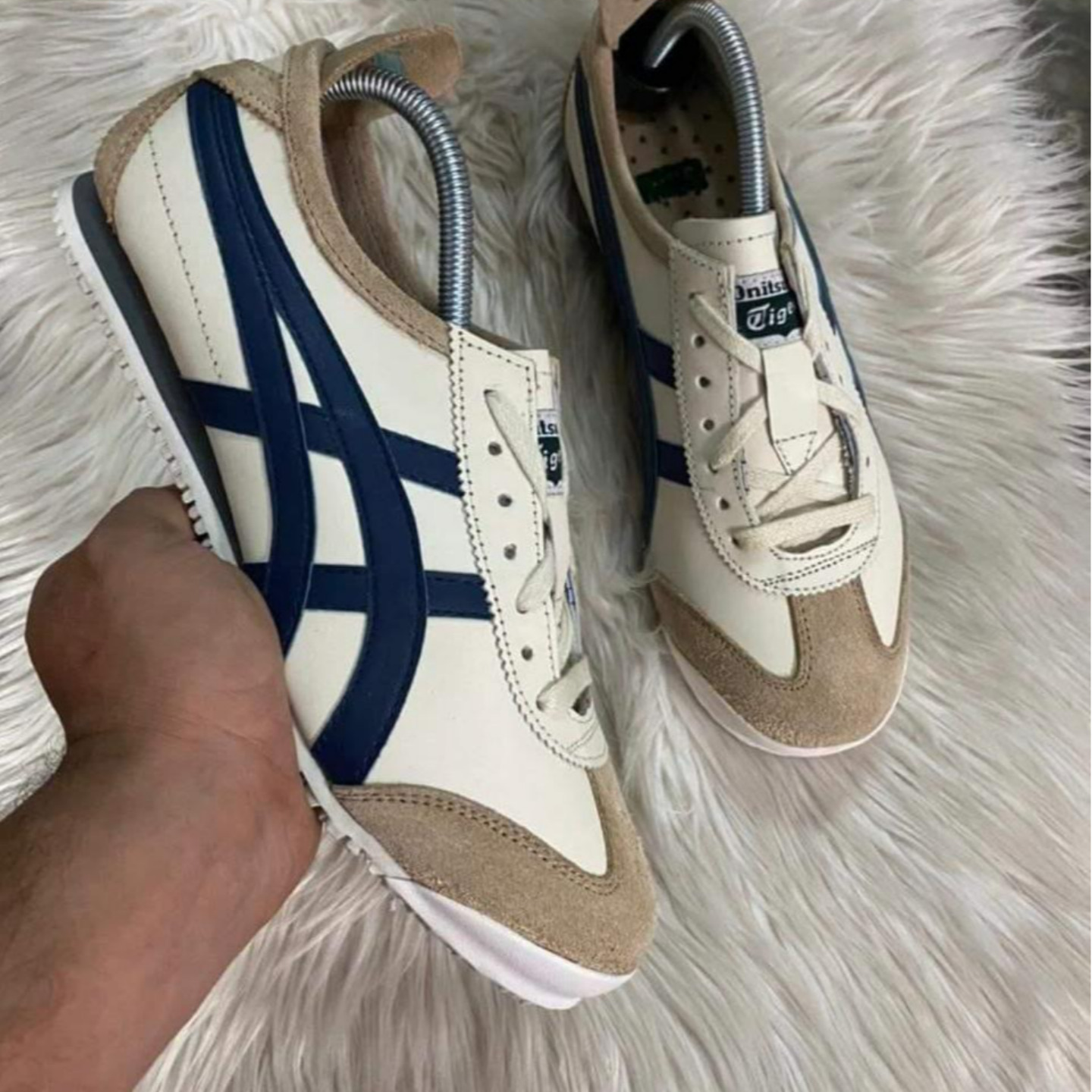 Cream and Navy Blue Stripe Onitsuka MEXICO 66Unisex tiger shoes