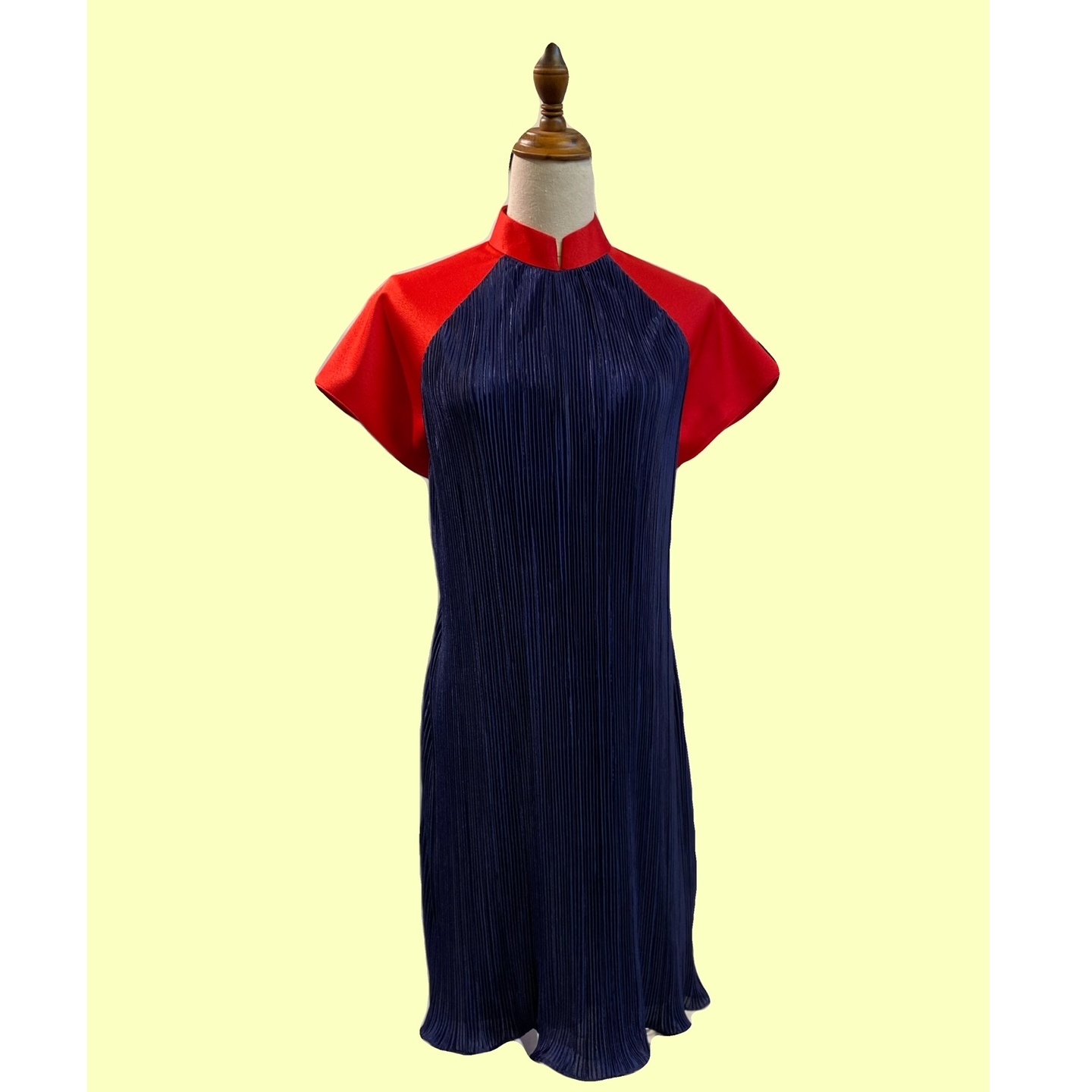 Modern Pleated Cheongsam Dress 