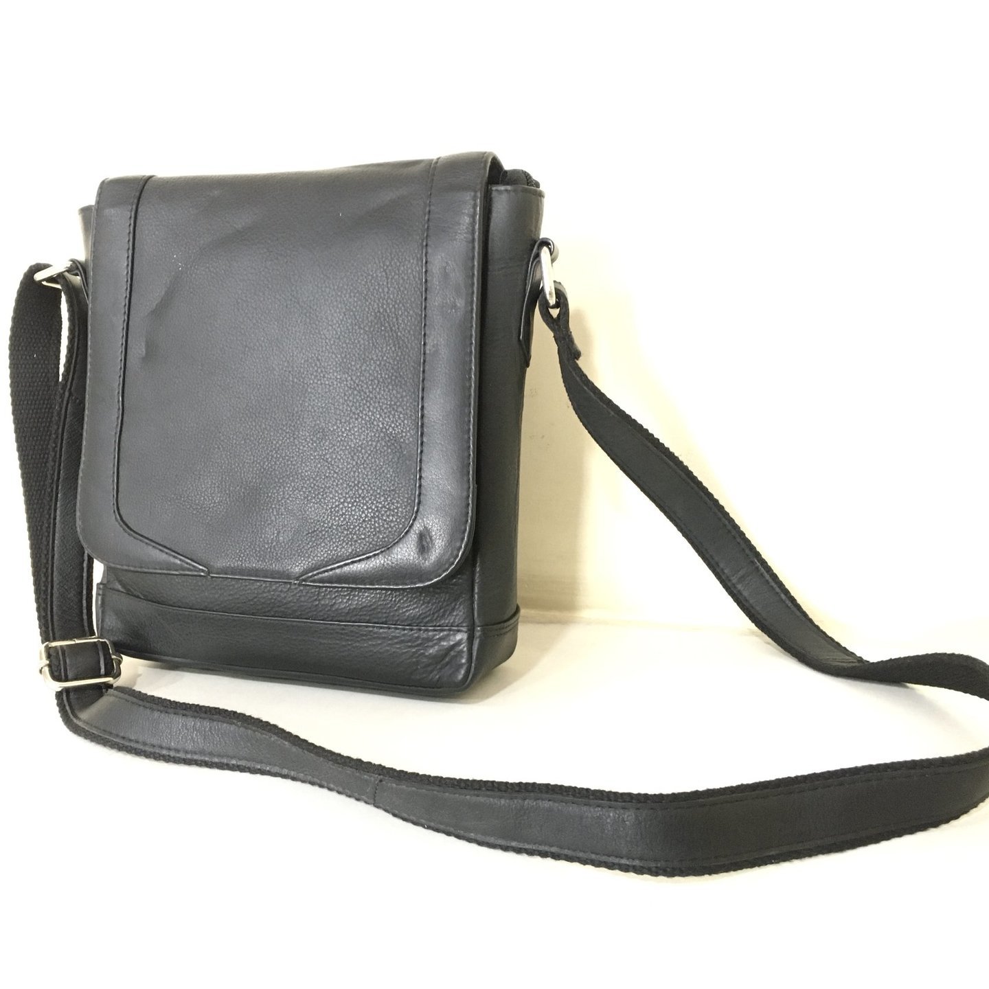 Unisex Vintage Leather Purse Leather Crossbody Purse Black