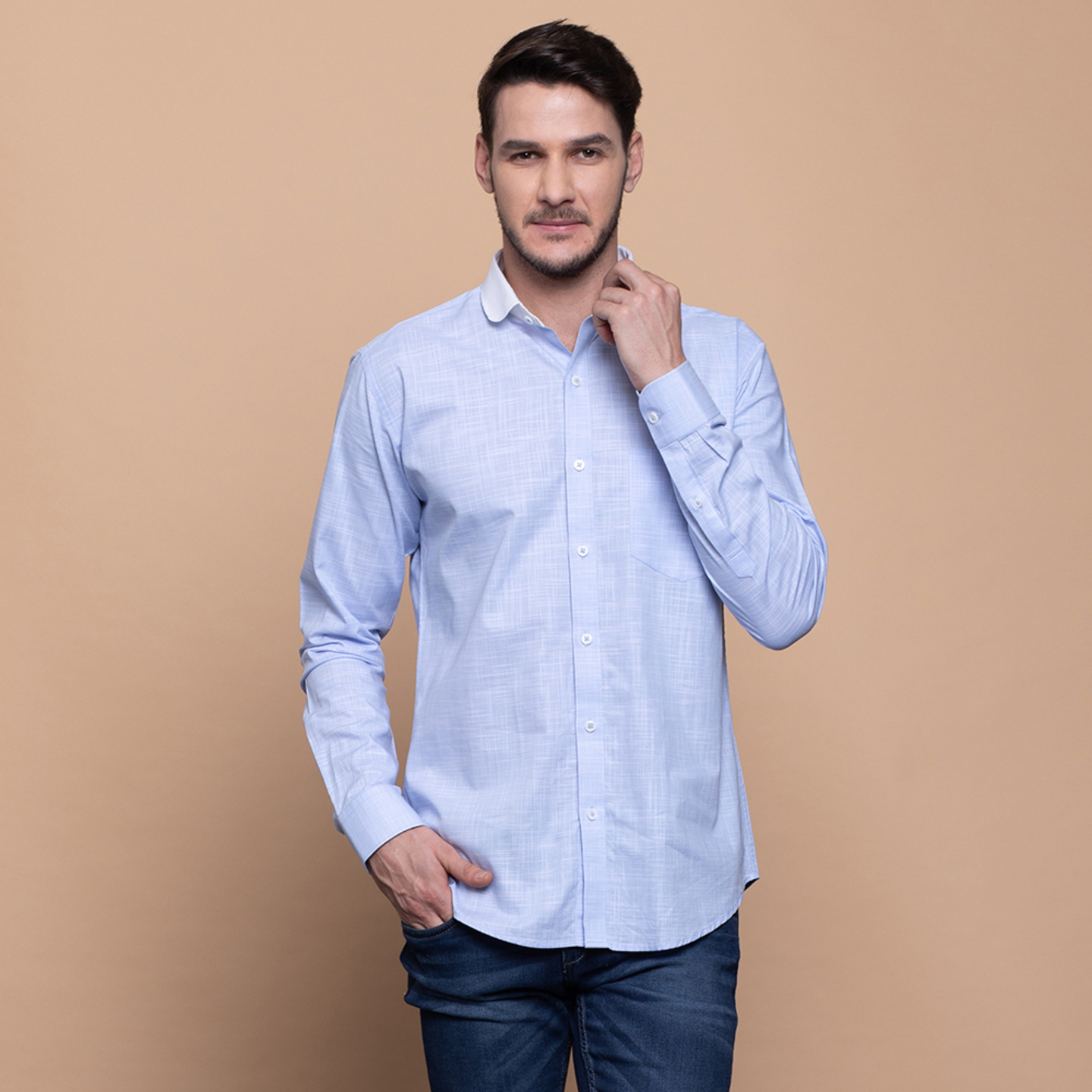 Aakaara white club collar light blue textured shirt
