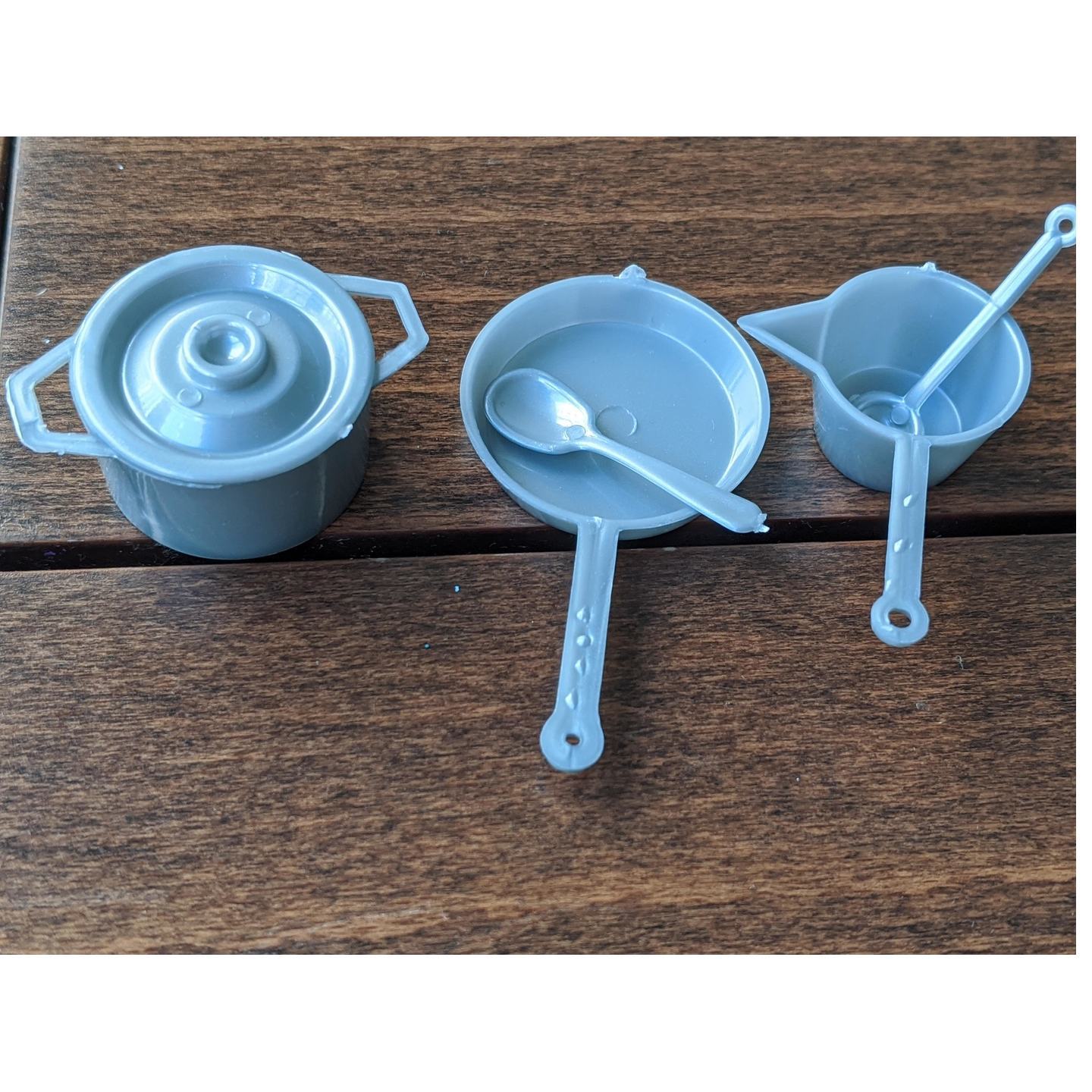 Miniature Dishware