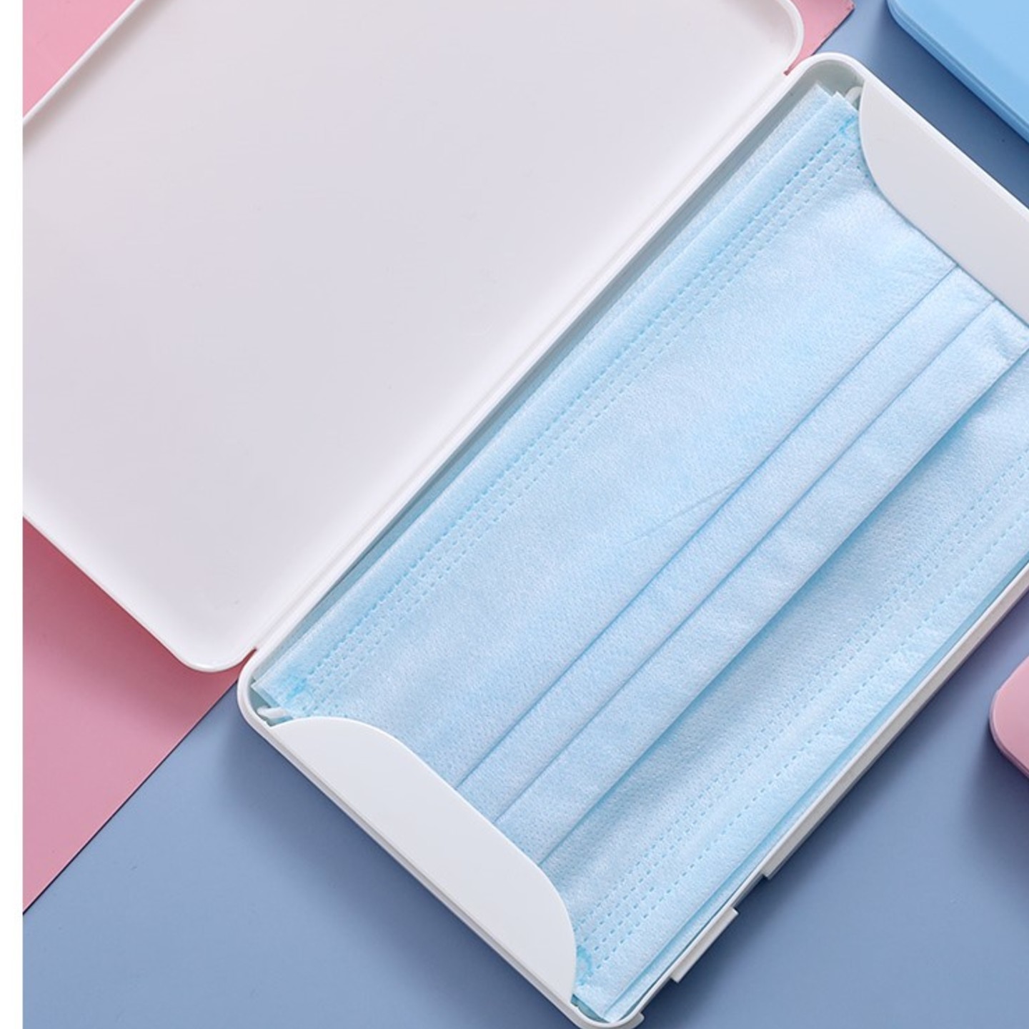 Portable face mask keeper