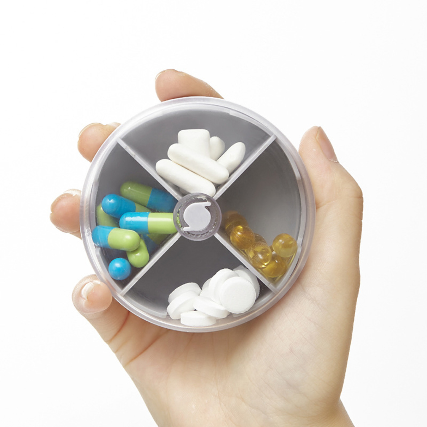 PTH085 Round pill box with 4 compartments