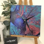 Acrylic pour Clock