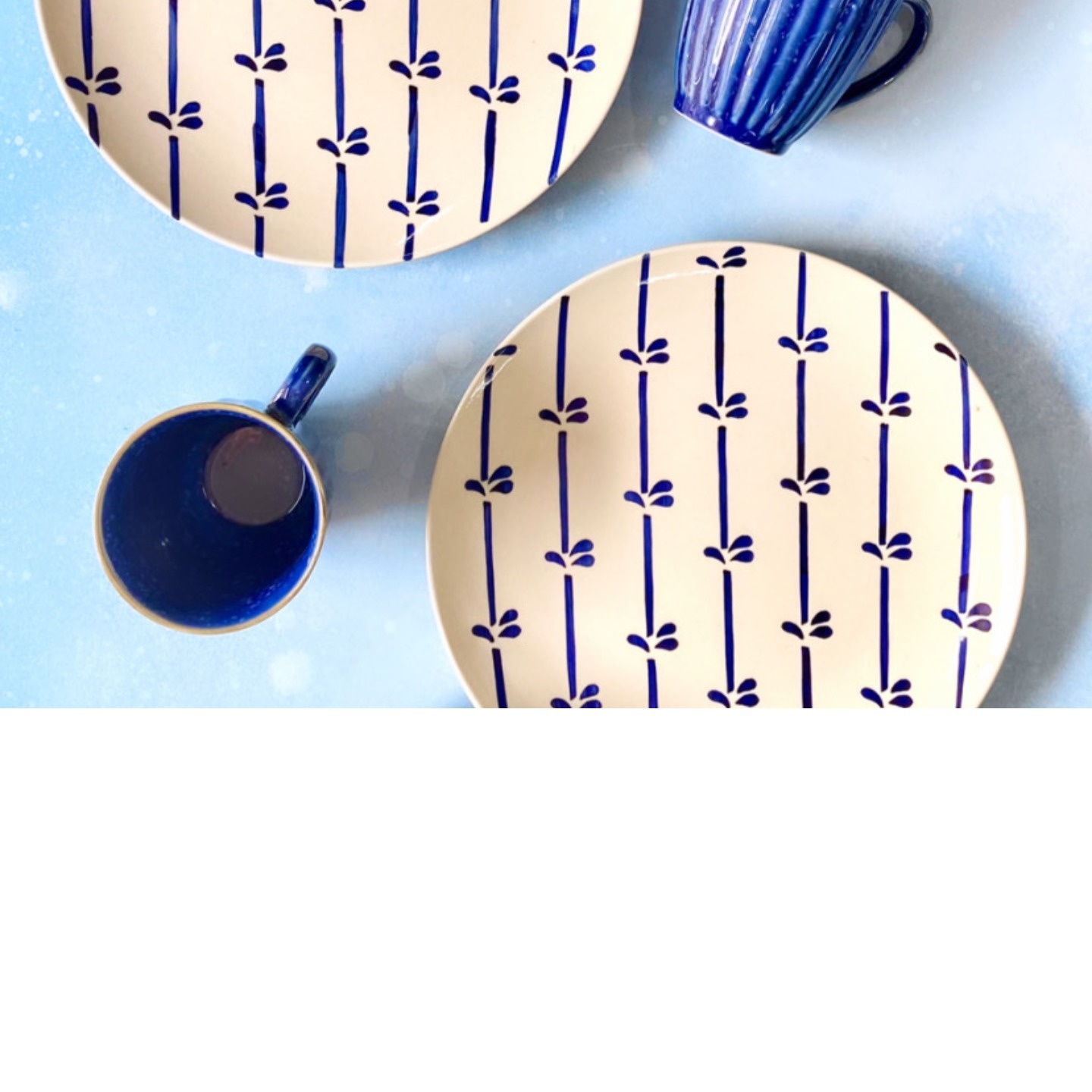 Blue Leaf Dinner Plate