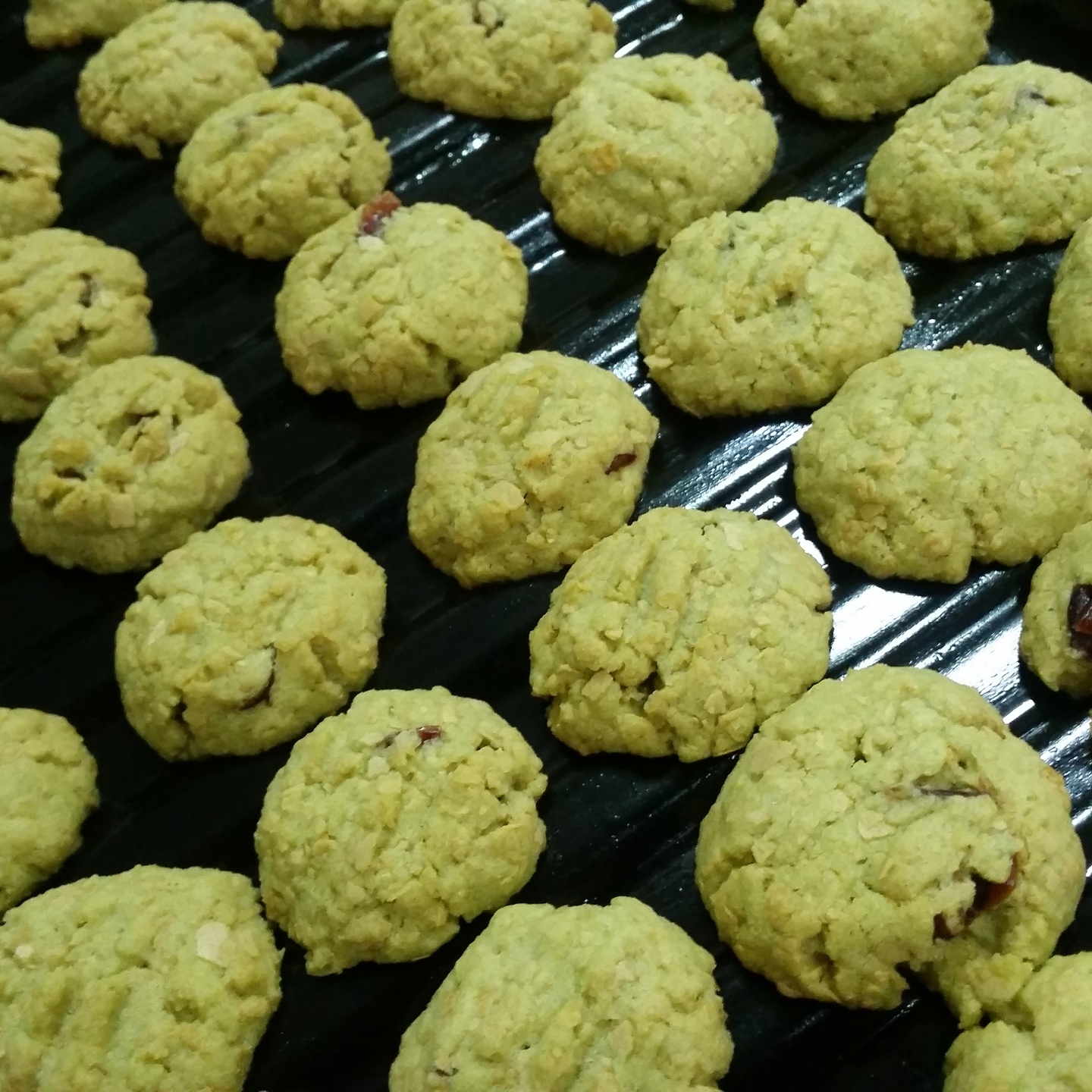 Cranberry Green Tea Cereal Cookies