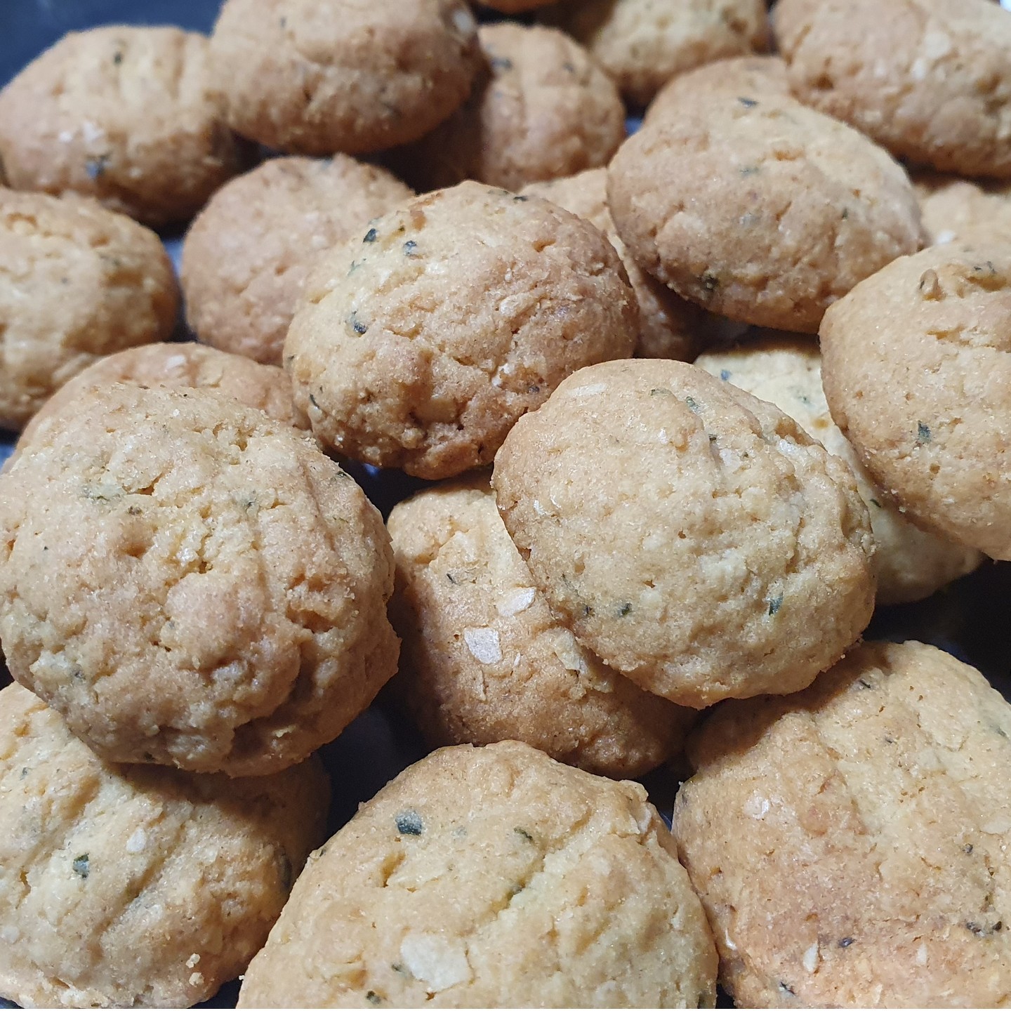 Salted Egg Cereal Cookies