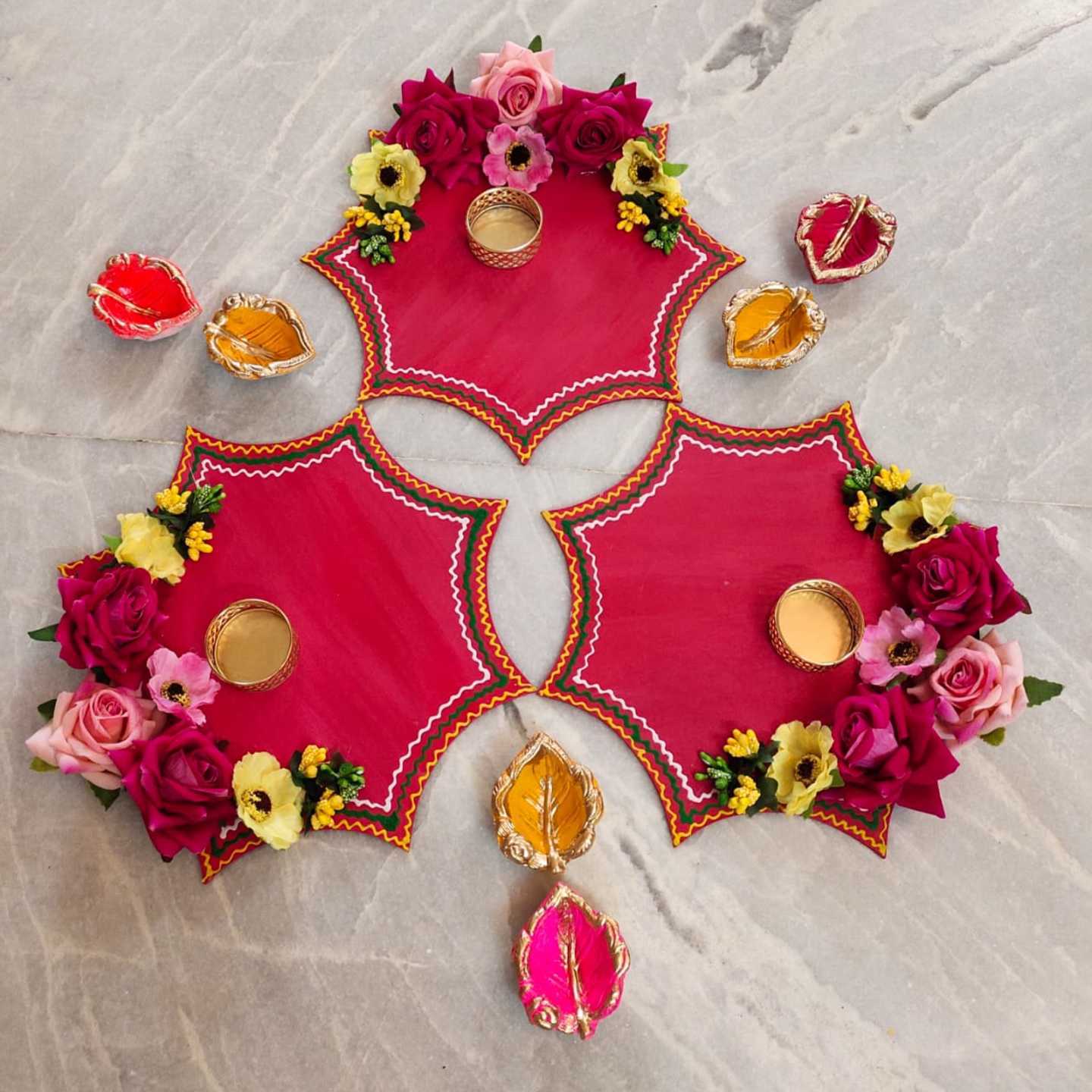 Decorated Diyas & Floor Decor FD34 l Wooden Base