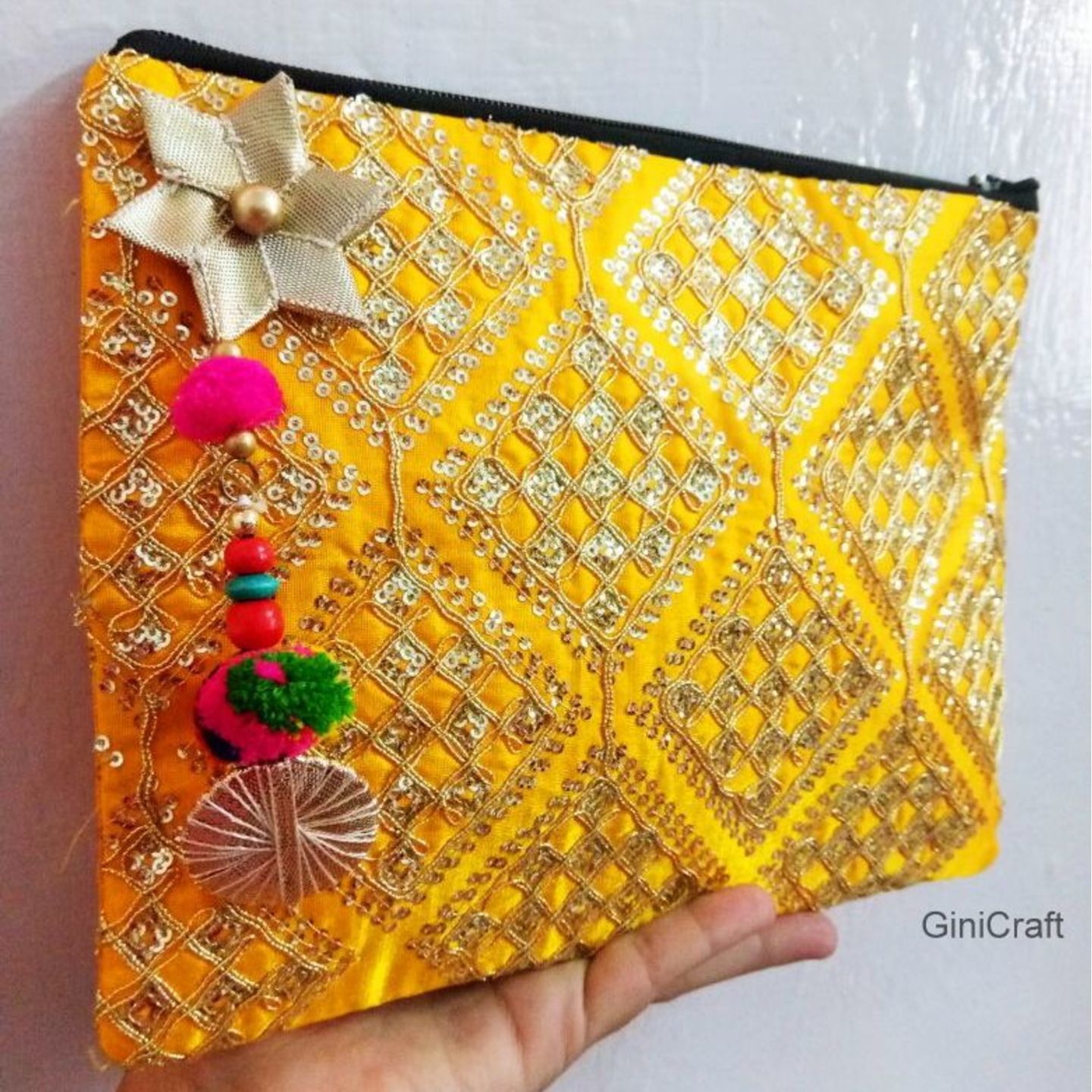 Clutches 006