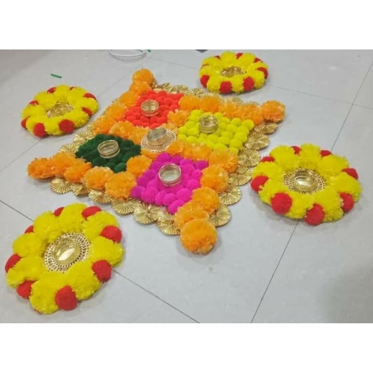 Decorated Diyas & Floor Decor FD22