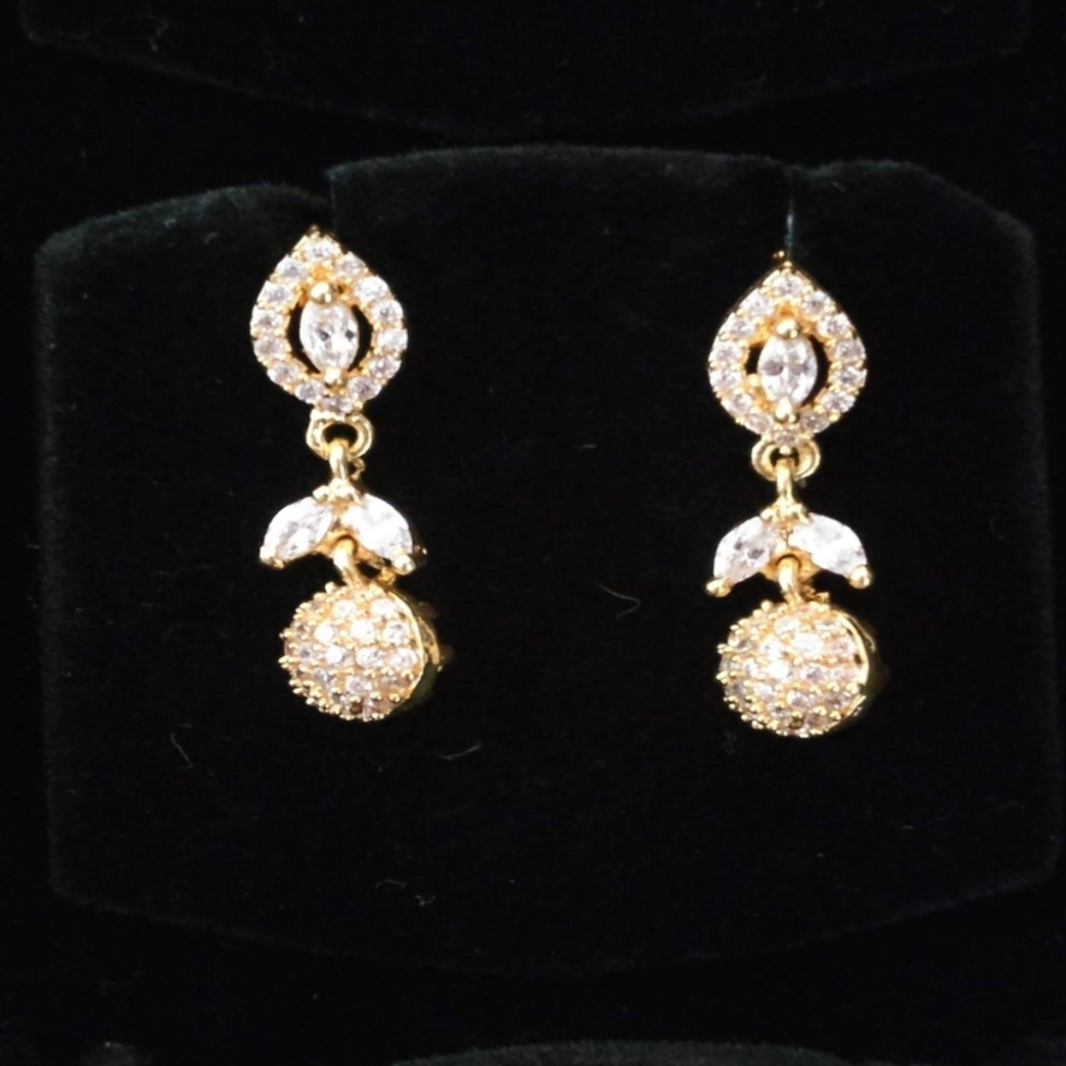 Cubic Zirconia Stone Stud for Women and Children 