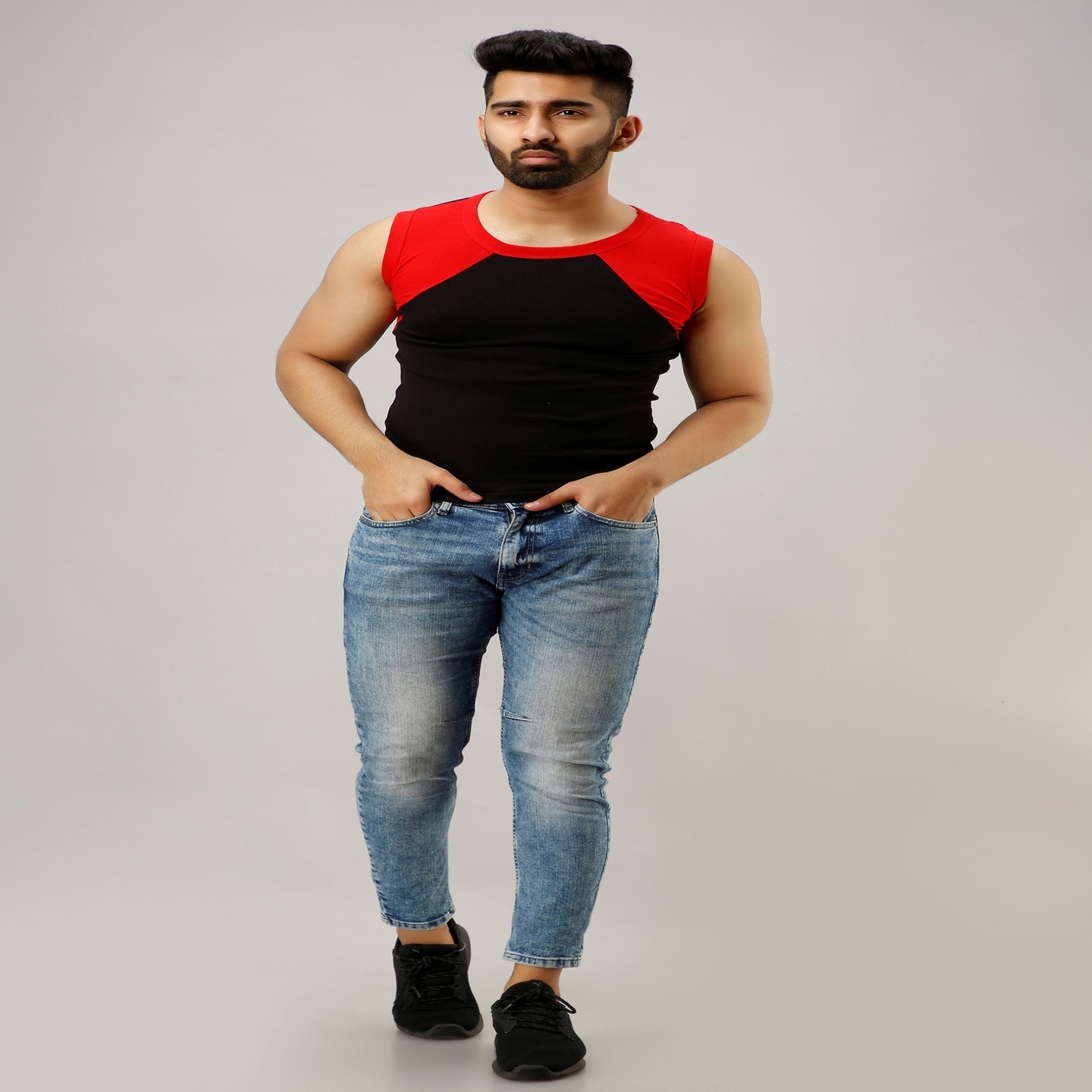 Mens Round Neck Vest Black Pack of 01 Pcs