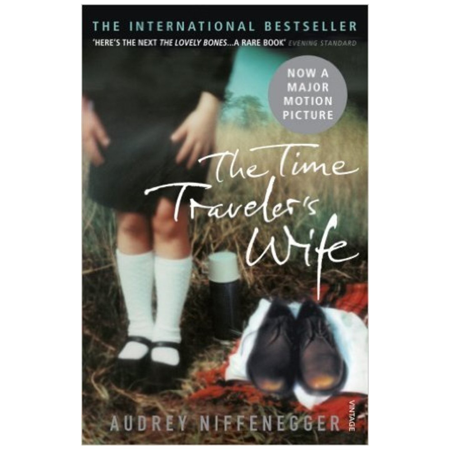 The Time Traveler's Wife (Old Paperback)