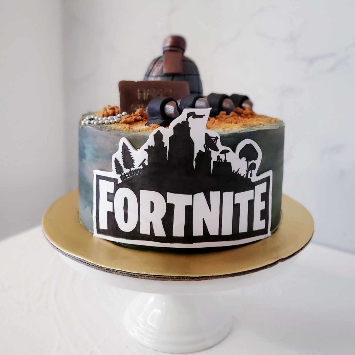 Fortnite Themed Cake In Cameo 