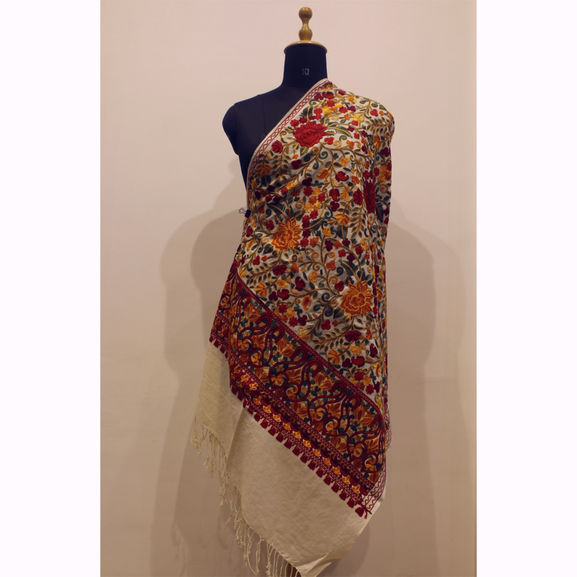 womens multicoloured embroidery stole (white)