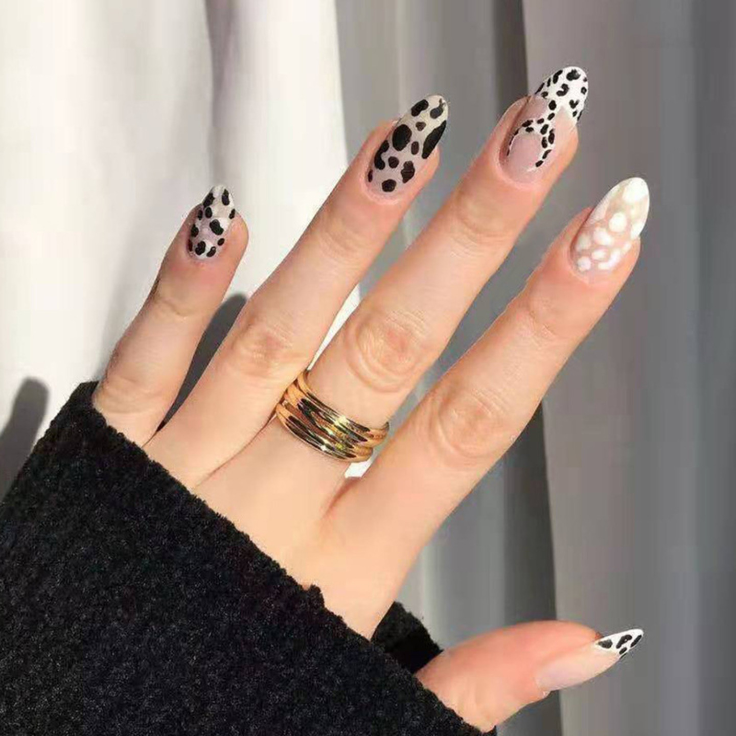 jewels beauty Nails Extension Artificial Nails French Nails False Nails Acrylic Nails Fake Nail Short Nails Long Nails Design Nails Set With 24pcs Nails And Aplication kit