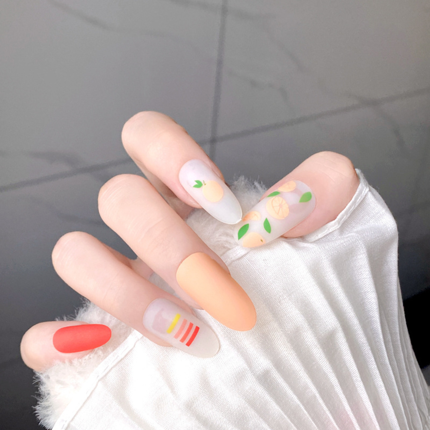 jewels beauty Nails Extension Artificial Nails French Nails False Nails Acrylic Nails Fake Nail Short Nails Long Nails Design Nails Set With 24pcs Nails And Aplication kit