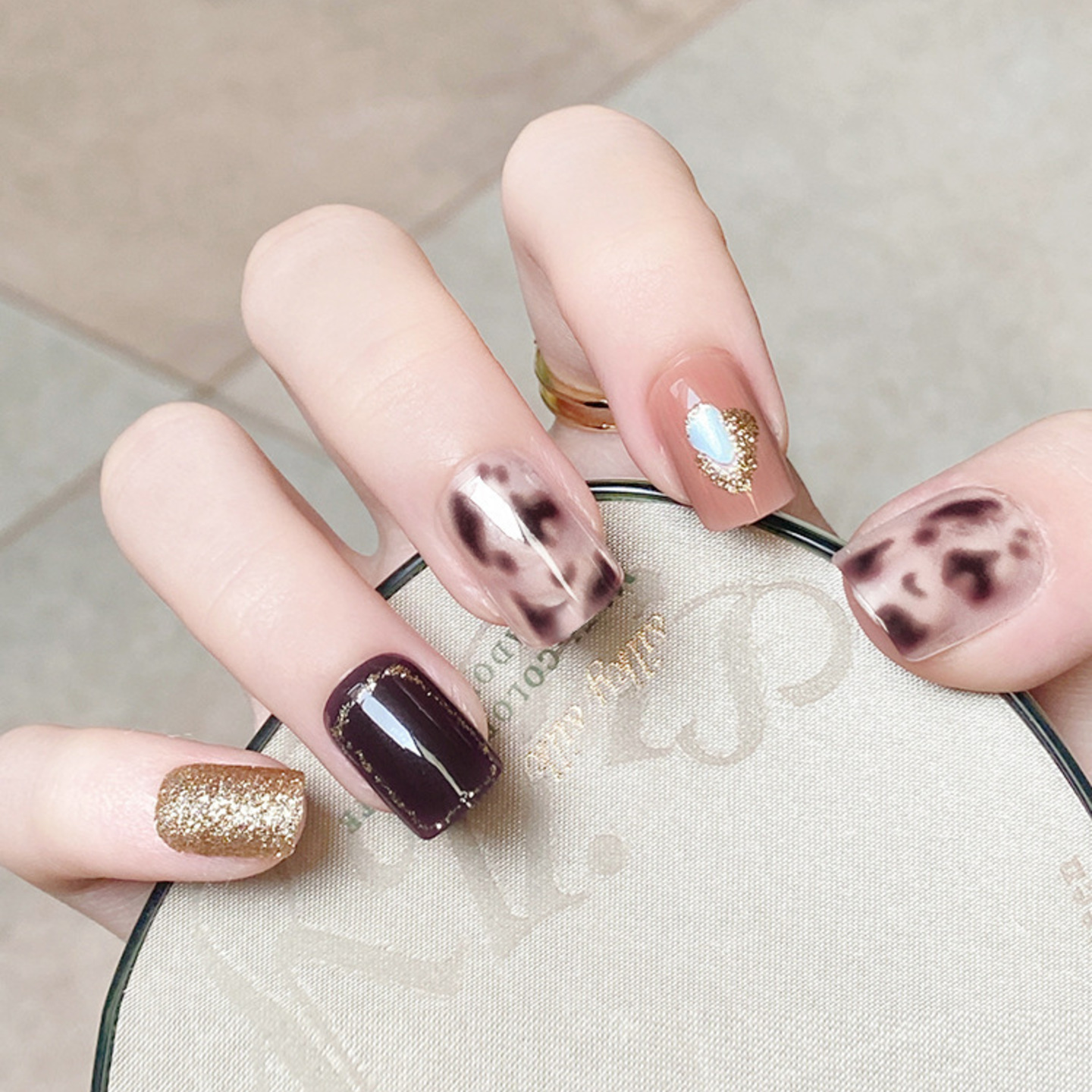 jewels beauty Nails Extension Artificial Nails French Nails False Nails Acrylic Nails Fake Nail Short Nails Long Nails Design Nails Set With 24pcs Nails And Aplication kit