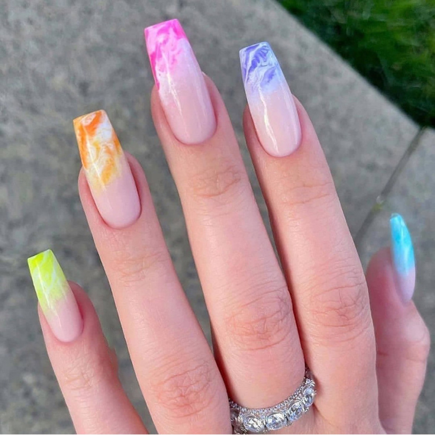 jewels beauty Nails Extension Artificial Nails French Nails False Nails Acrylic Nails Fake Nail Short Nails Long Nails Design Nails Set With 24pcs Nails And Aplication kit