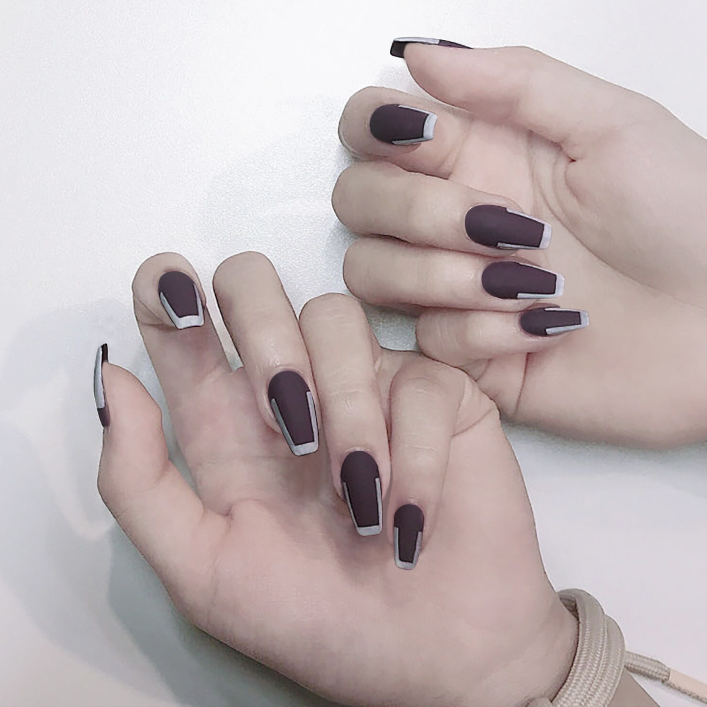 jewels beauty Nails Extension Artificial Nails French Nails False Nails Acrylic Nails Fake Nail Short Nails Long Nails Design Nails Set With 24pcs Nails And Aplication kit