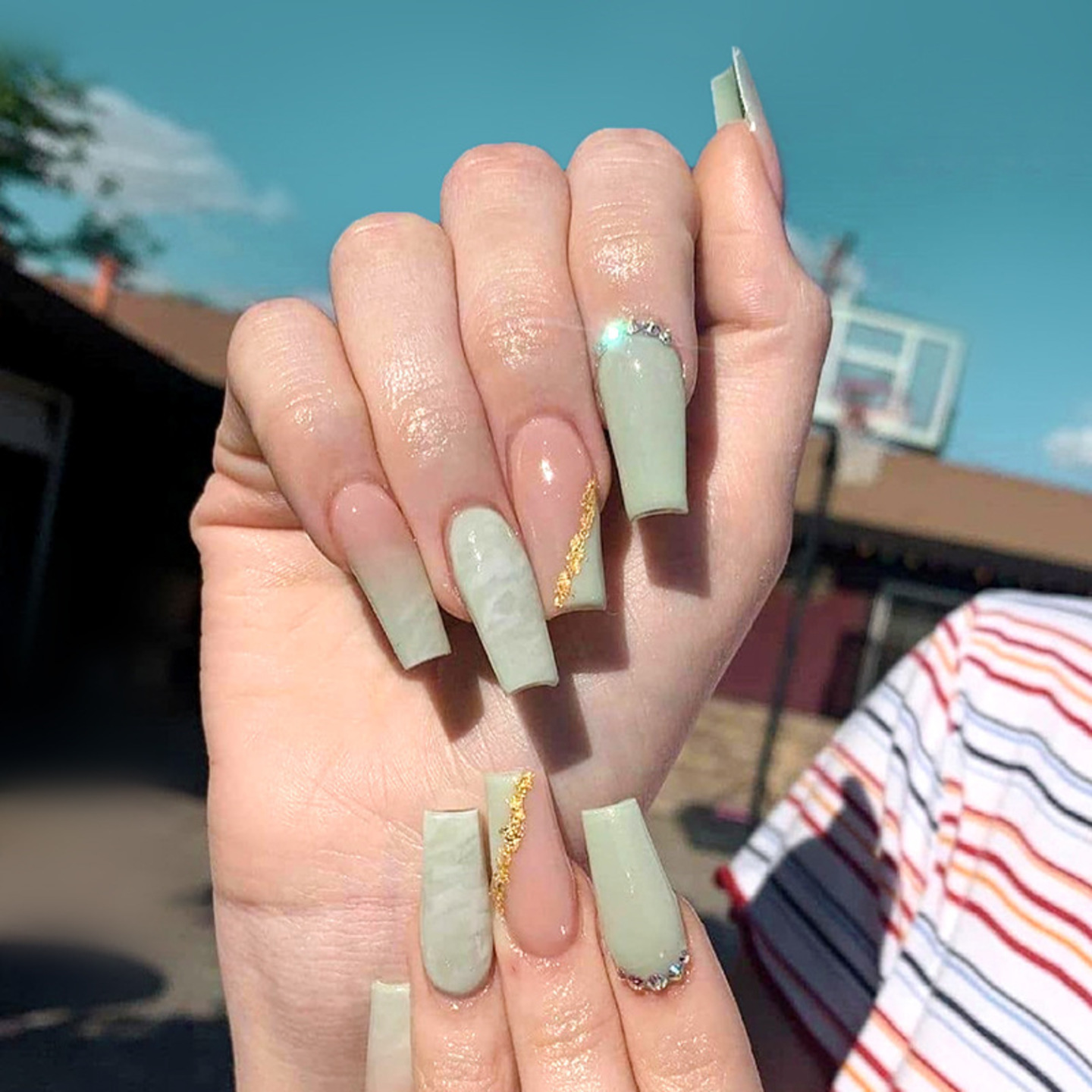 jewels beauty Nails Extension Artificial Nails French Nails False Nails Acrylic Nails Fake Nail Short Nails Long Nails Design Nails Set With 24pcs Nails And Aplication kit