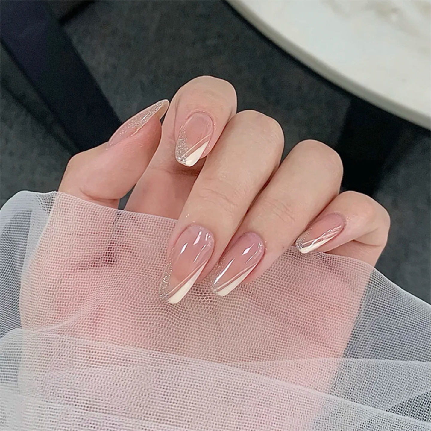jewels beauty Nails Extension Artificial Nails French Nails False Nails Acrylic Nails Fake Nail Short Nails Long Nails Design Nails Set With 24pcs Nails And Aplication kit
