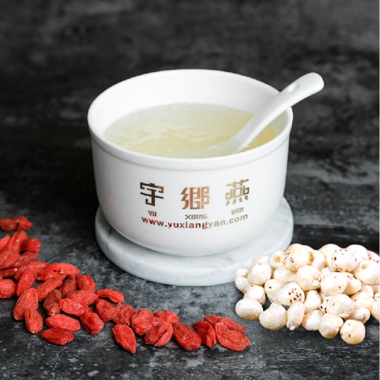 浓缩燕窝莲子枸杞 CONCENTRATE BIRDNEST LOTUS SEED GOJI