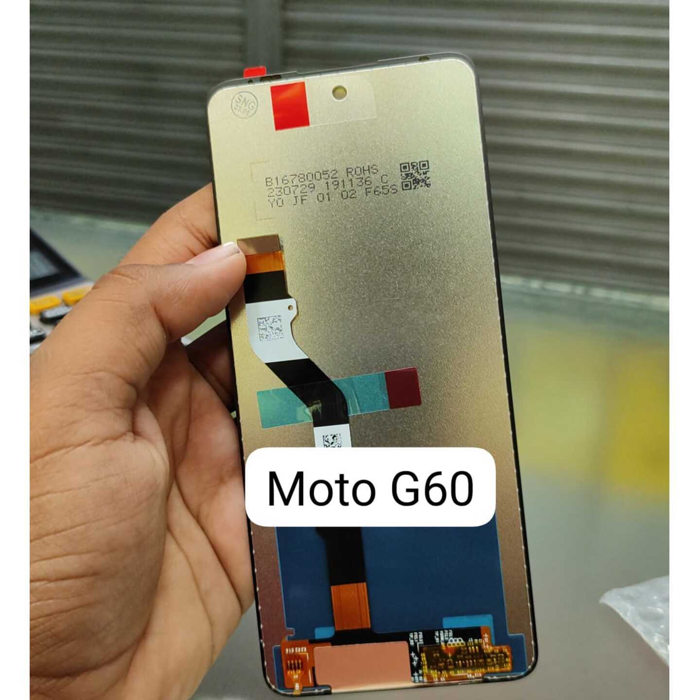 Universal combo display for Moto G60