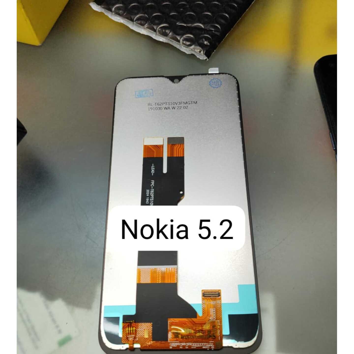 Universal combo display for Nokia 5.2