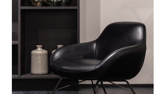 blackleatherchair.jpeg