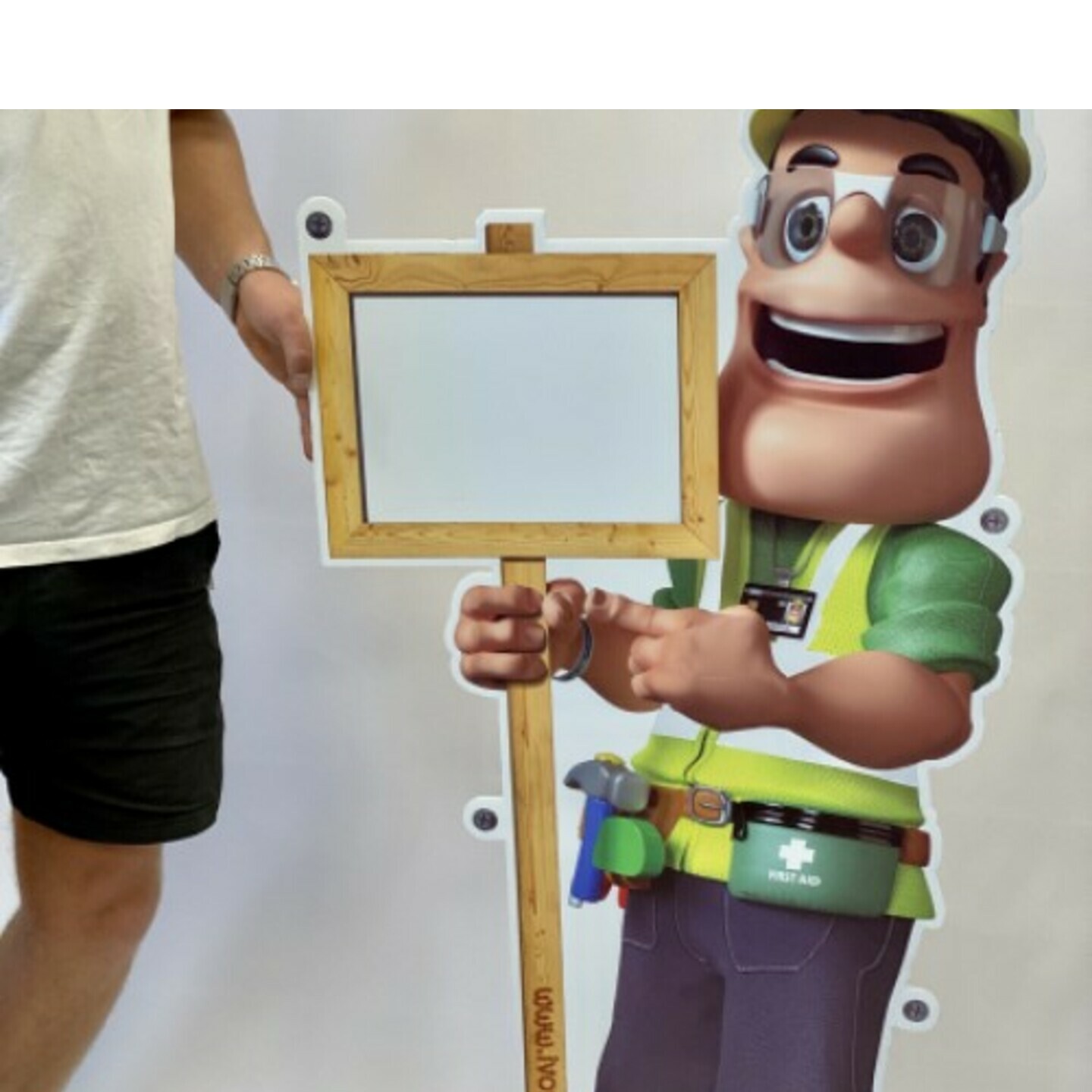 Sunboard Standee                                       (Price could be vary)