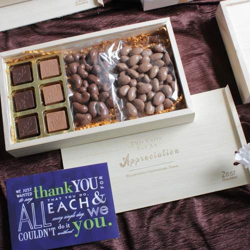 Zest Wooden Box Classic with Chocolate Nutties