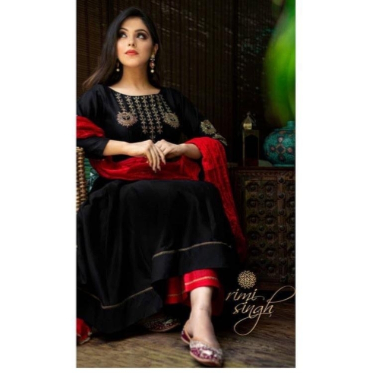 FABRIC RAYON GOWN EMBROIDERY WITH PLAZOO 