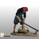 Samsui Woman Clearing Soil Figurine