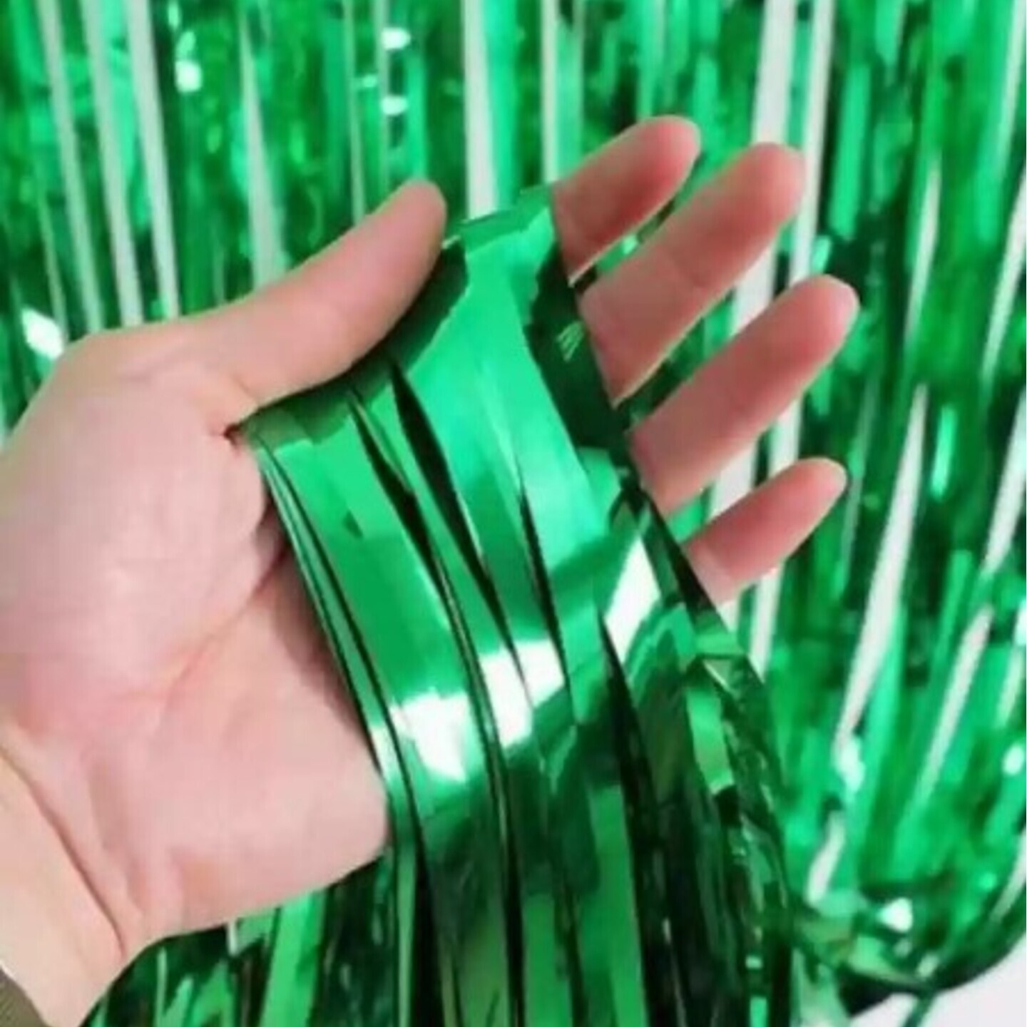 Metallic Foil Fringe Curtain - GREEN