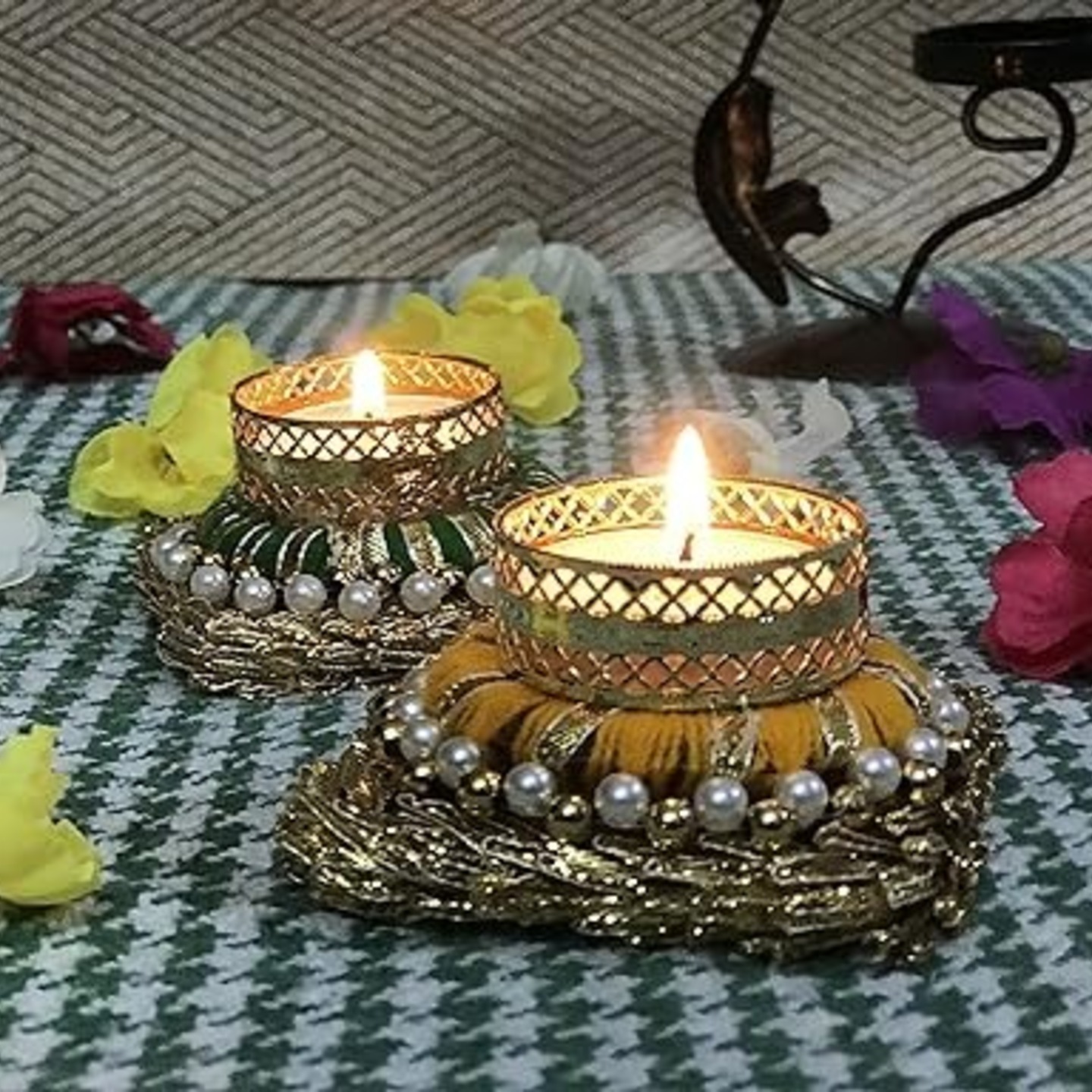 Round Candle Holder