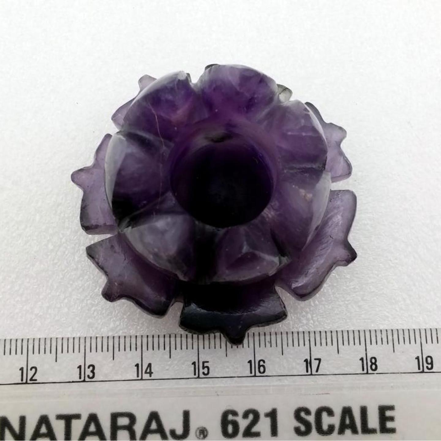 Lotus shape candle stand in amethyst