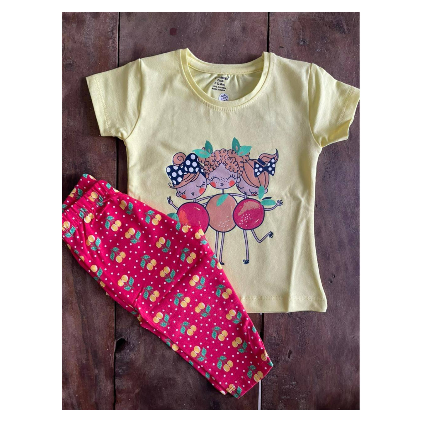 Cucumber Club Half Sleeves Top & Leggings Rs 320 Only Made In India 0 to 12 Months Size