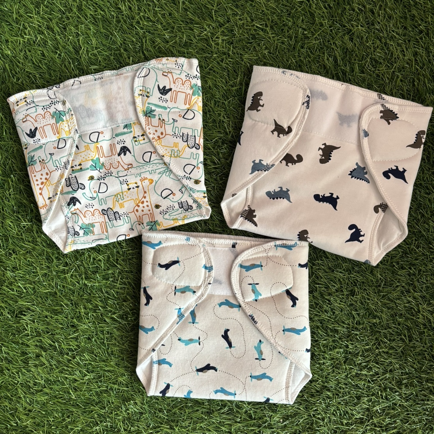 Billy Bum Newborn Infant Organic Velcro Padded Nappies Pack of 3 (Medium Size)