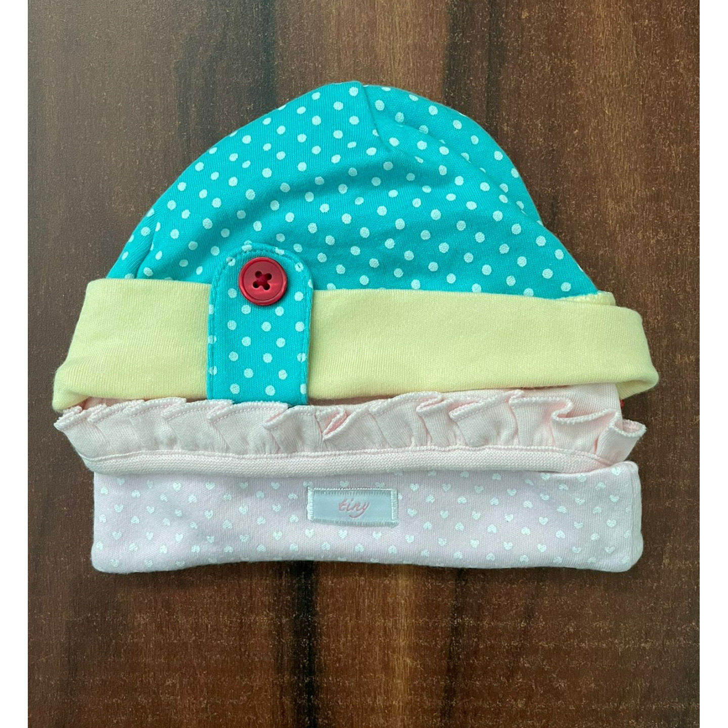 Caps Pack of 3 Rs 260 Only