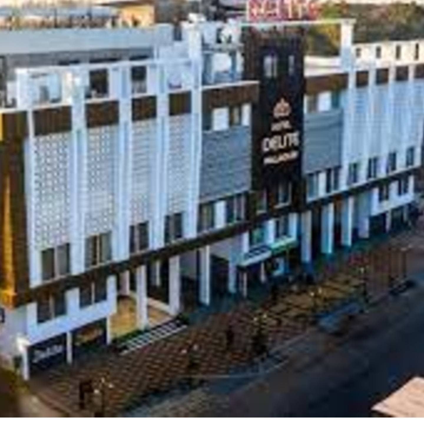 Hotel Delite Palladium / होटल डिलाइट पैलेडियम