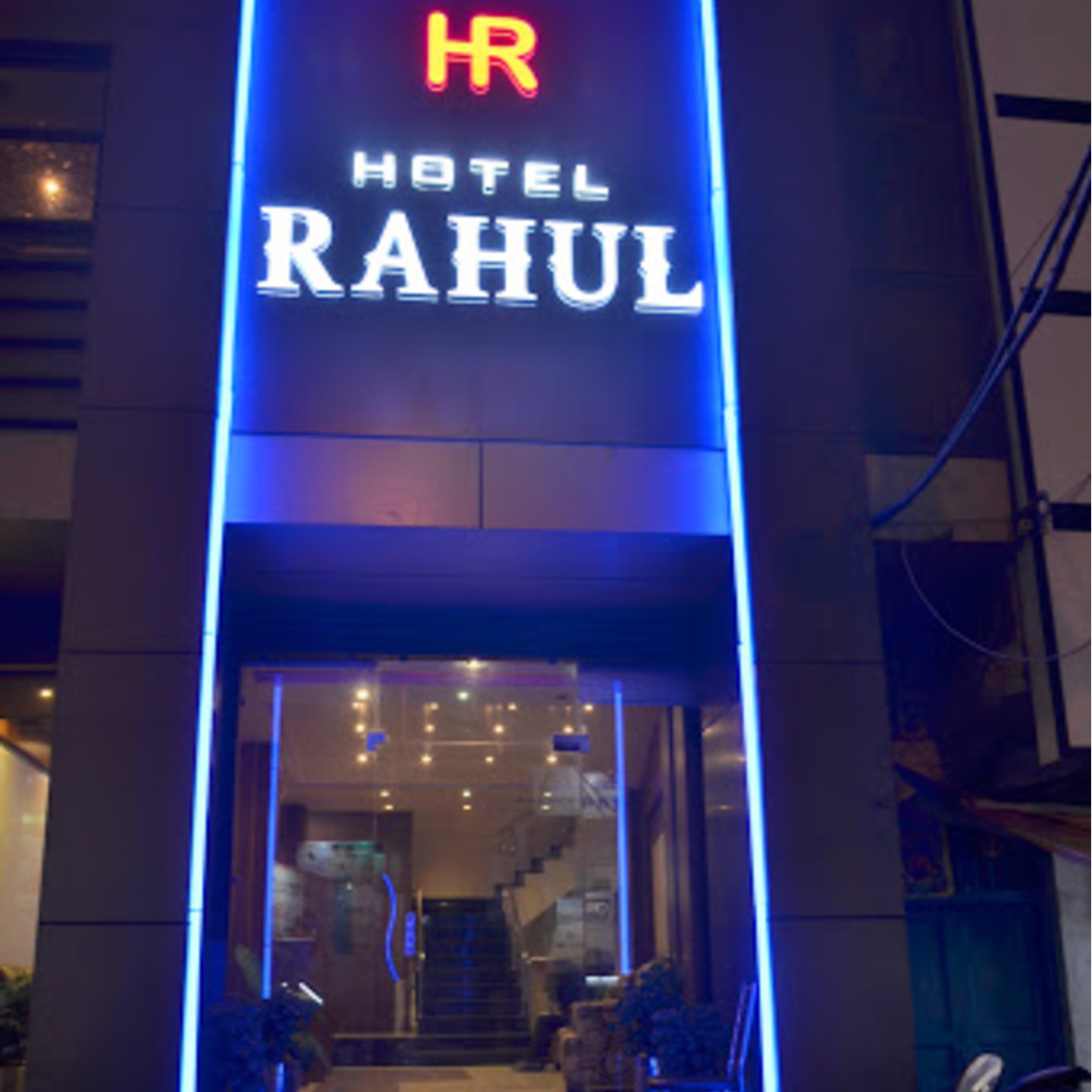 Hotel Rahul