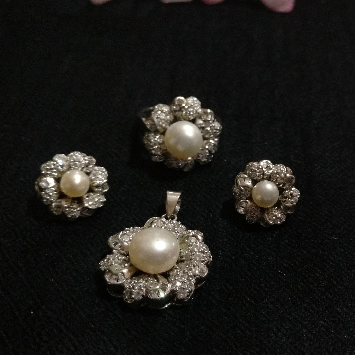 Pearl Ring Earing Pendent Set Silver