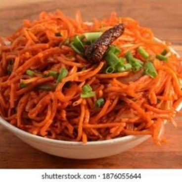 Veg schezwan Hakka Noodles