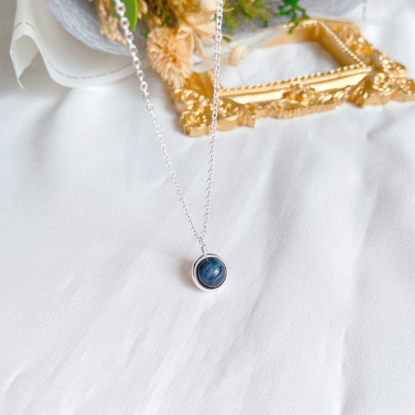 Single Necklace Blue Tigers Eye