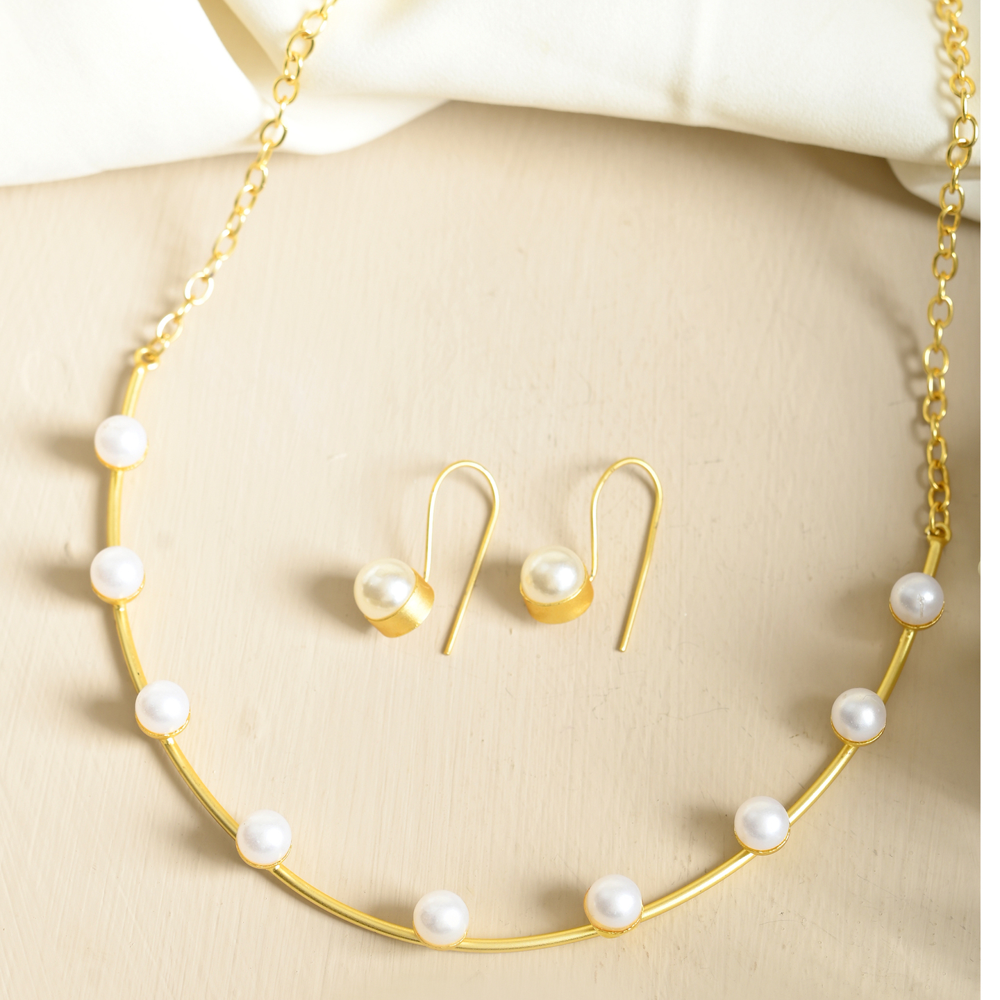 Pearl Necklace with Earring