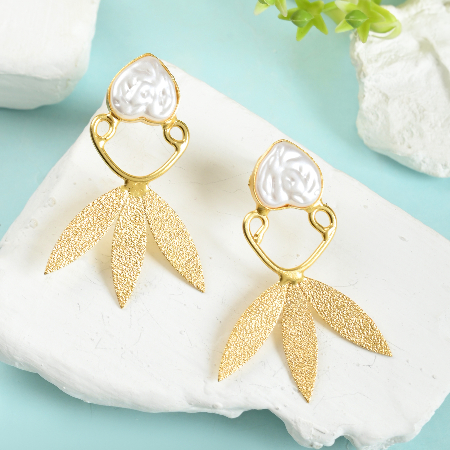 Leaf Stone Earring 