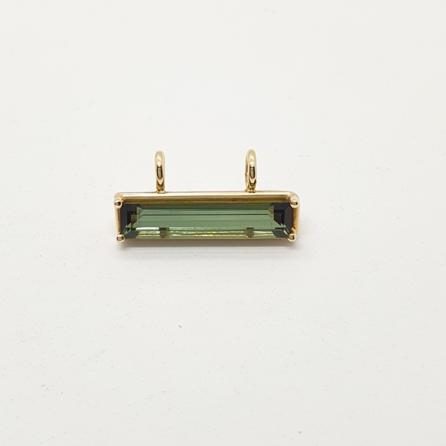 18K Yellow Gold Green Tourmaline Horizontal Pendant
