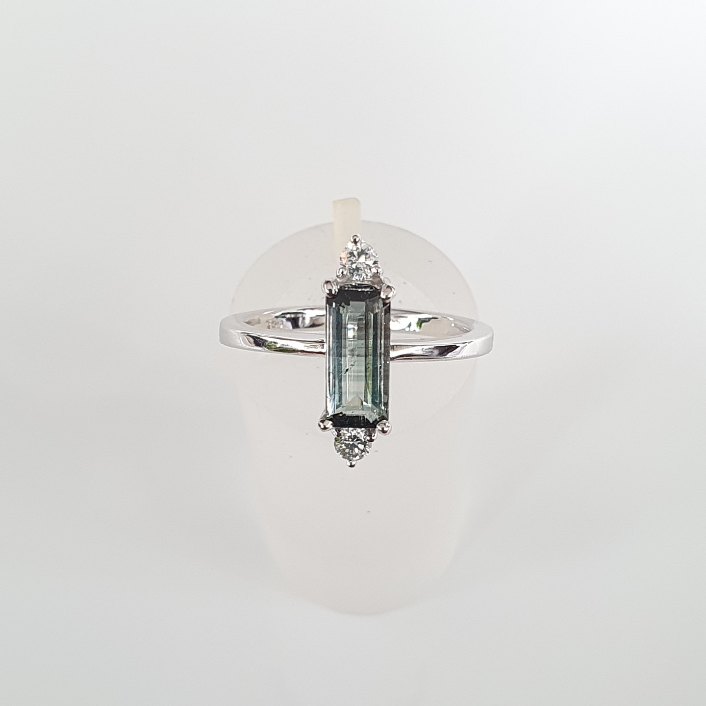 18K White Gold Bi-color Tourmaline Diamond Ring