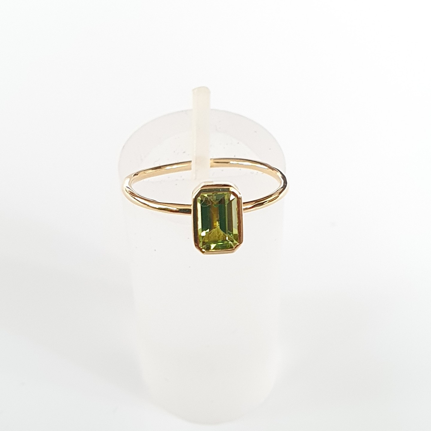 18K Yellow Gold Minimalist Peridot Stacking Ring